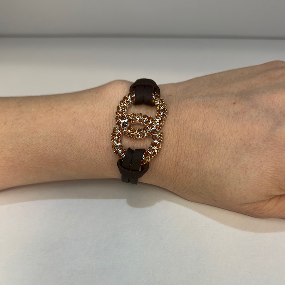 Elegant Brown Leather Bracelet with Gold Accents